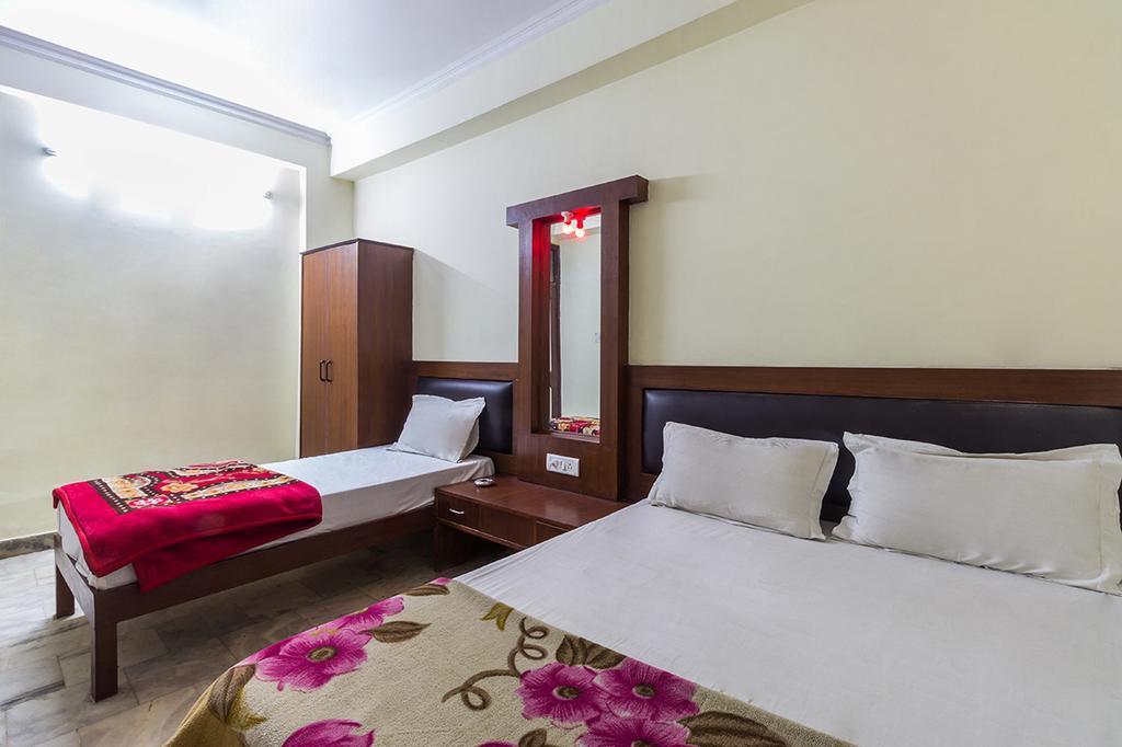 Sahara International Deluxe Hotel New Delhi Eksteriør billede